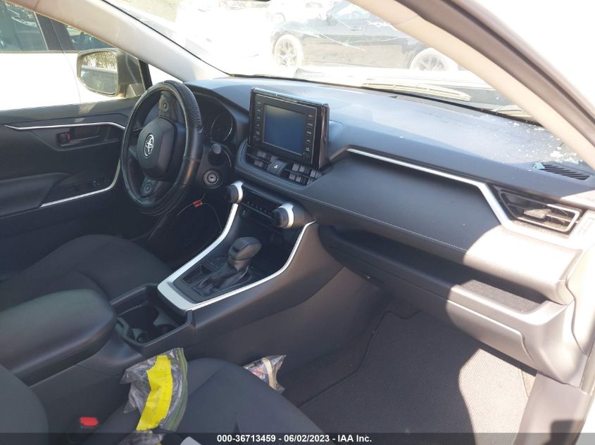 2019 TOYOTA RAV4 LE - JTMH1RFV6KD022572