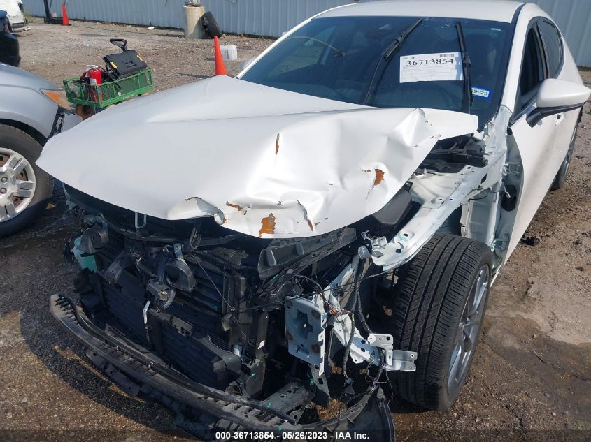 2019 MAZDA MAZDA3 HATCHBACK JM1BPAJM8K1133128
