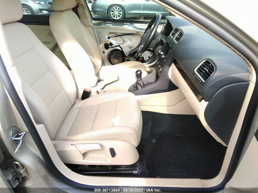 2014 VOLKSWAGEN JETTA SPORTWAGEN TDI W/SUNROOF & NAV - 3VWML7AJ8EM624929