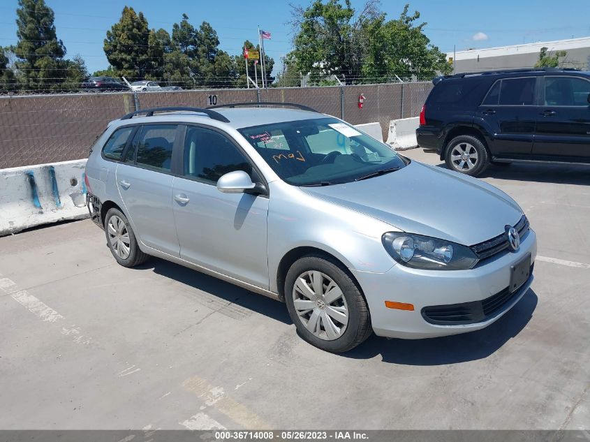 2014 VOLKSWAGEN JETTA SPORTWAGEN S - 3VWPP7AJ7EM602292