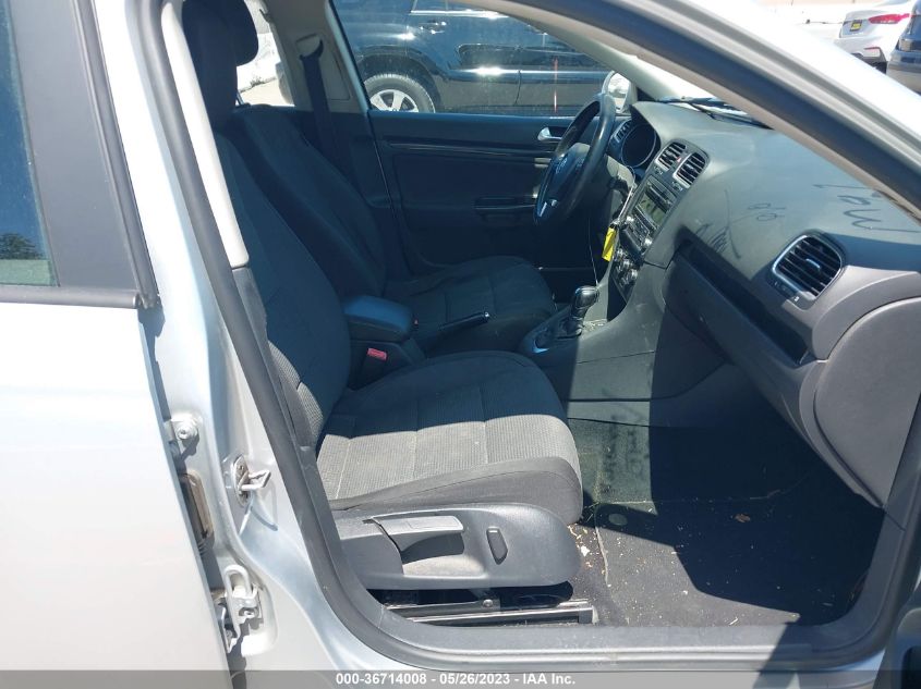 2014 VOLKSWAGEN JETTA SPORTWAGEN S - 3VWPP7AJ7EM602292