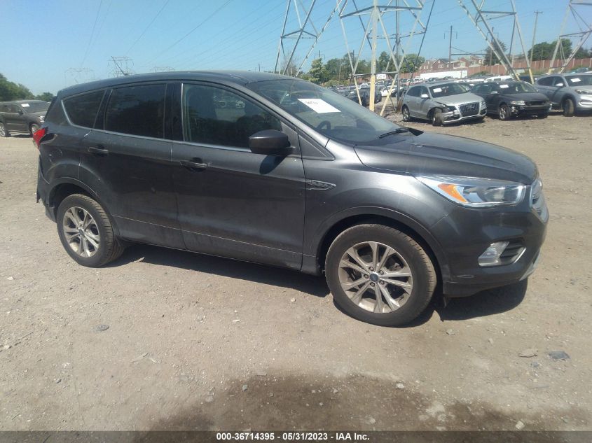 2019 FORD ESCAPE SE - 1FMCU0GD9KUB92939