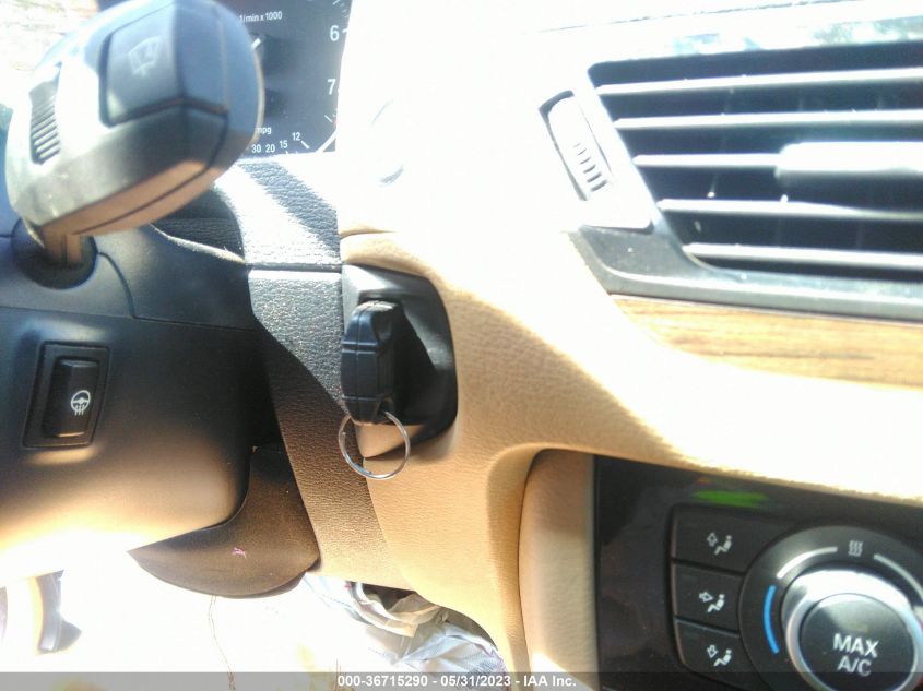 2014 BMW X1 XDRIVE28I - WBAVL1C50EVY13940