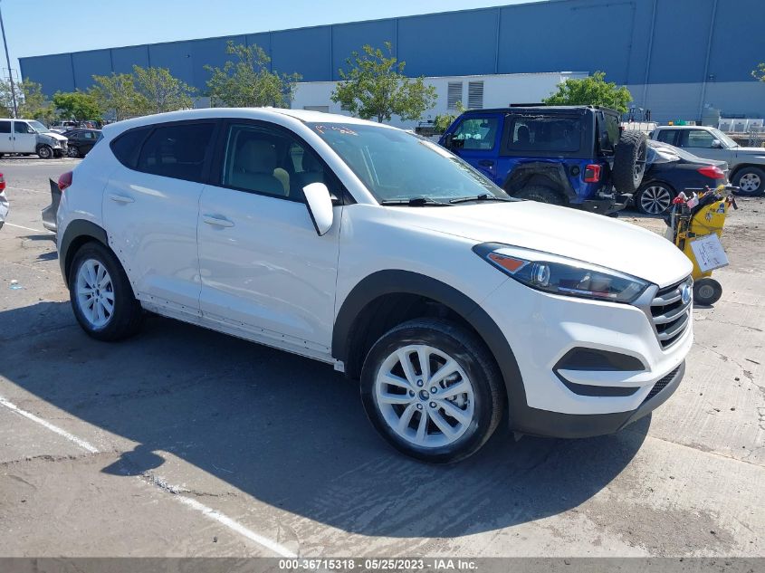 VIN KM8J2CA45JU799751 2018 HYUNDAI TUCSON SE
