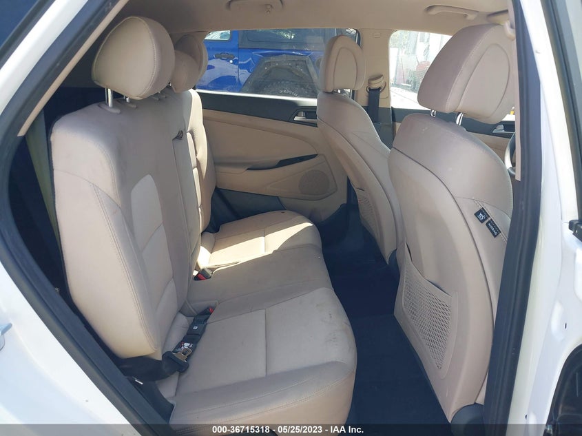 VIN KM8J2CA45JU799751 2018 HYUNDAI TUCSON SE