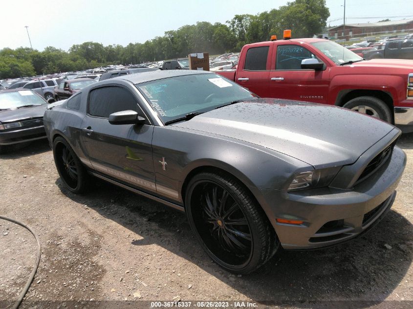 2014 FORD MUSTANG V6 - 1ZVBP8AM5E5258252