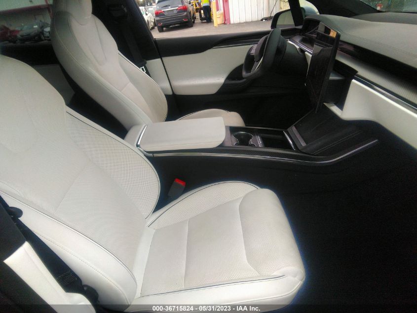 2022 TESLA MODEL X PLAID - 7SAXCBE69NF346025