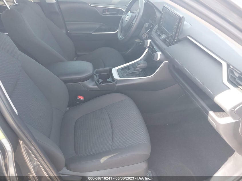 VIN 2T3H1RFV7MC172732 2021 TOYOTA RAV4 LE