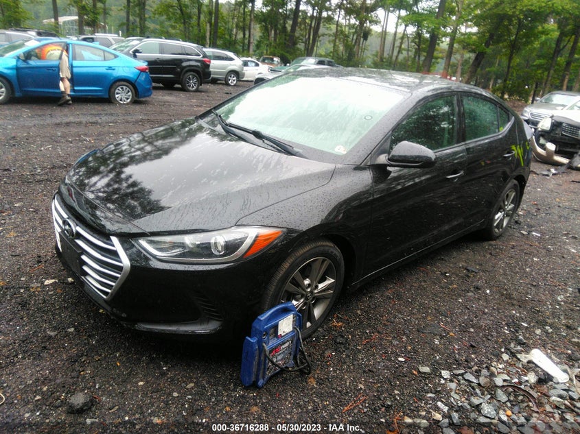 VIN 5NPD84LF1JH220480 2018 HYUNDAI ELANTRA SEL