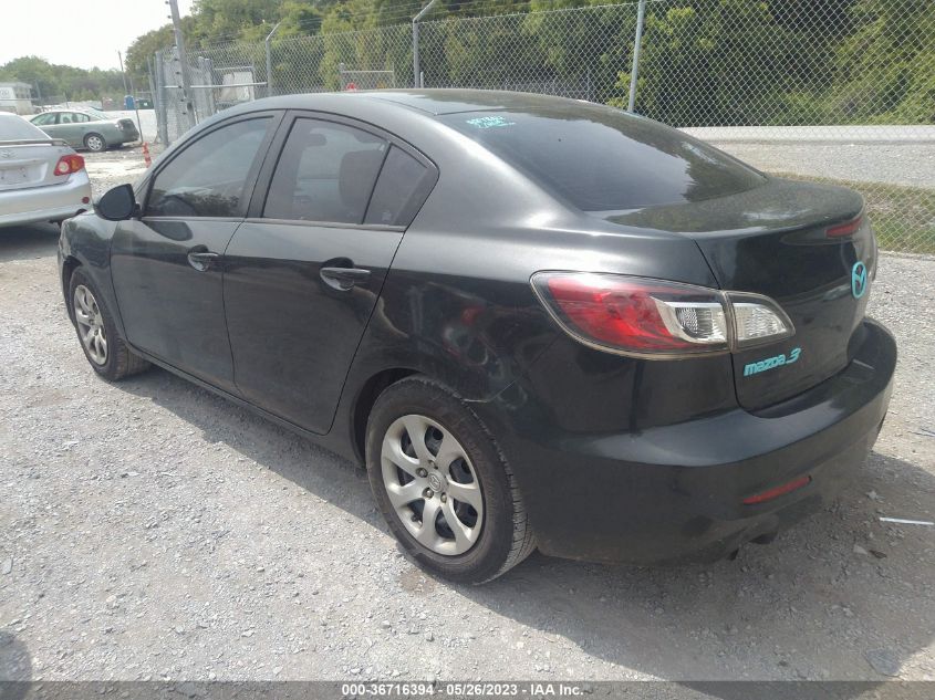 2013 MAZDA MAZDA3 I SPORT - JM1BL1U76D1703521