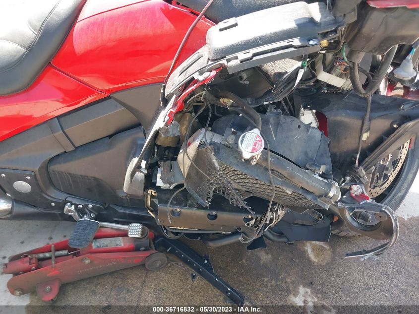 2013 HONDA GL1800 B JH2SC6843DK002059