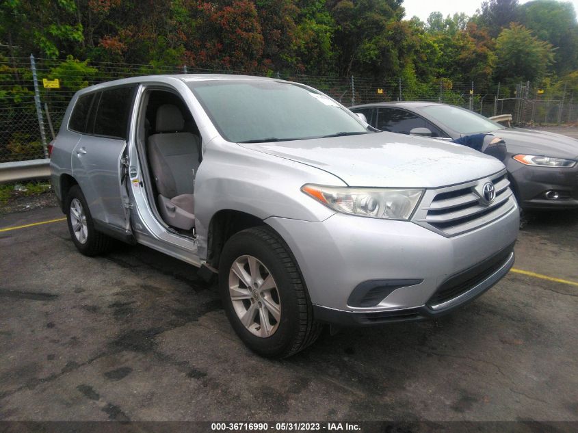 2013 TOYOTA HIGHLANDER - 5TDZA3EH8DS038132