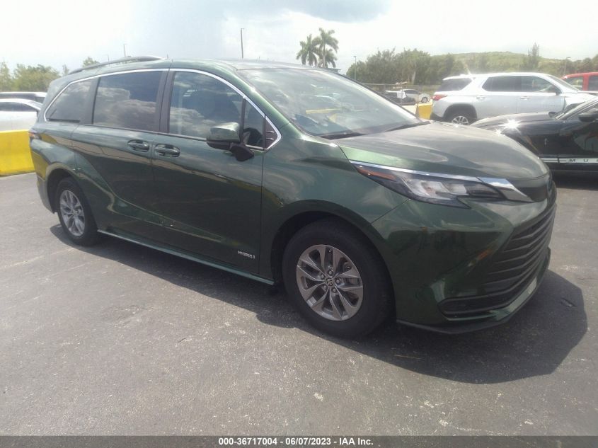 2021 TOYOTA SIENNA LE - 5TDKRKEC0MS064684