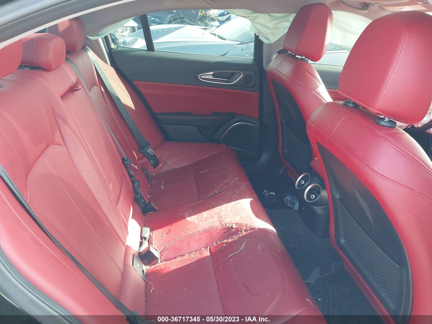 VIN ZARFAMBN8M7647823 2021 ALFA ROMEO GIULIA TI