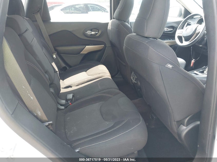 VIN 1C4PJLCB3HW666837 2017 JEEP CHEROKEE LATITUDE