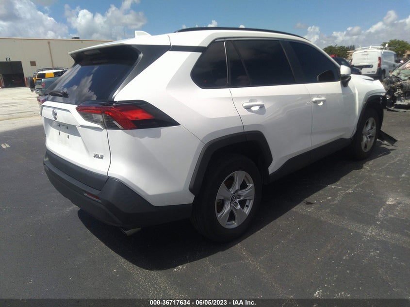 VIN 2T3W1RFV4MW119072 2021 TOYOTA RAV4 XLE