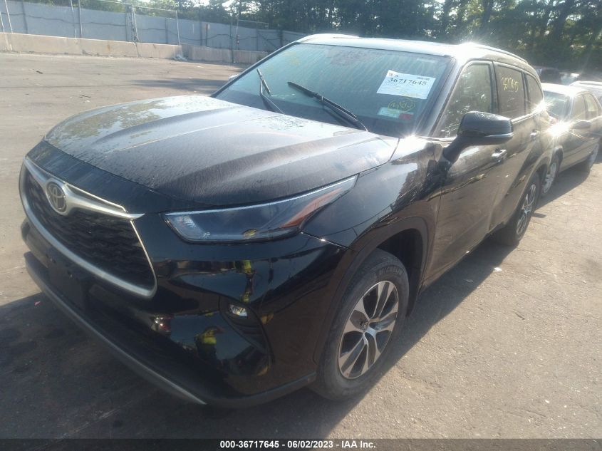 2021 TOYOTA HIGHLANDER XLE - 5TDHZRBH1MS534935