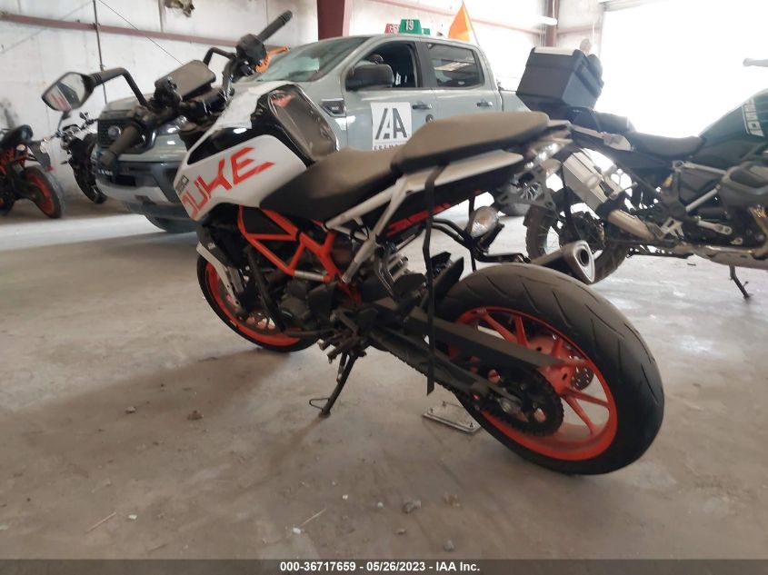 2017 KTM 390 DUKE MD2JPJ403HC241930