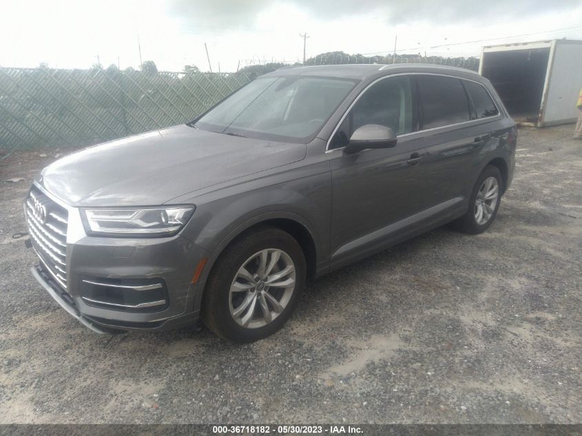 WA1LAAF75HD002703 2017 AUDI Q7, photo no. 2