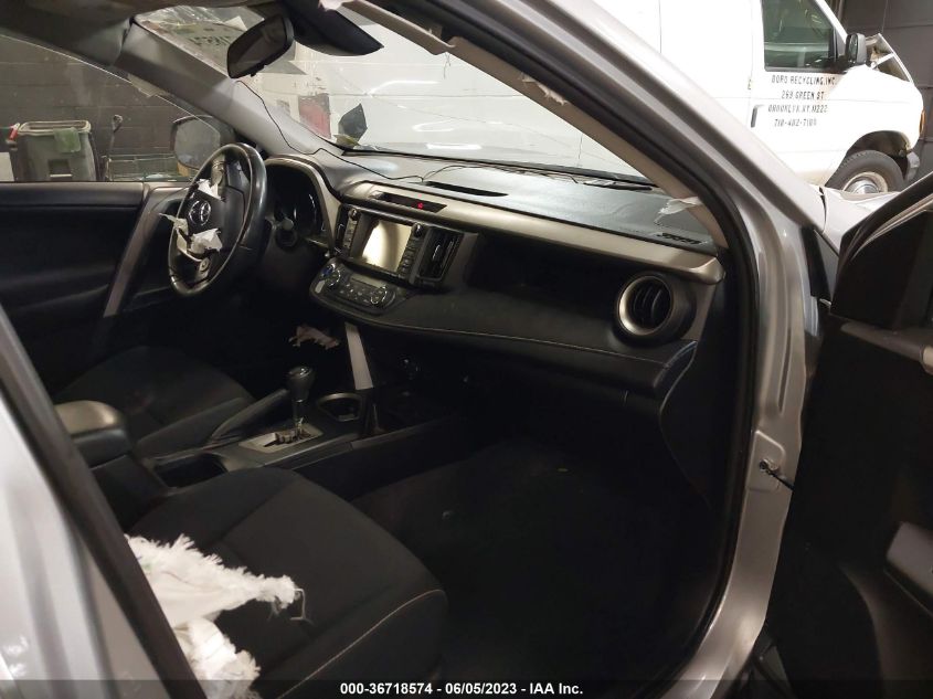 2016 TOYOTA RAV4 XLE - 2T3RFREV8GW431402