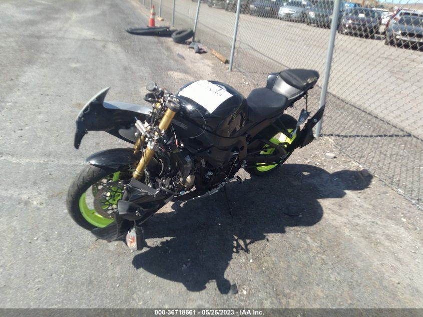2014 SUZUKI GSX-R750 - JS1GR7MA2E2100123