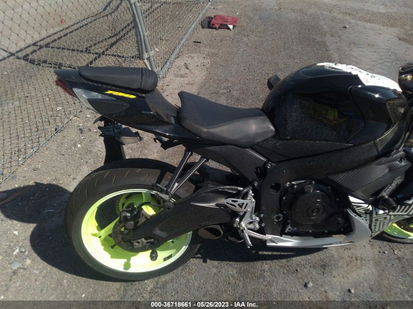 2014 SUZUKI GSX-R750 - JS1GR7MA2E2100123