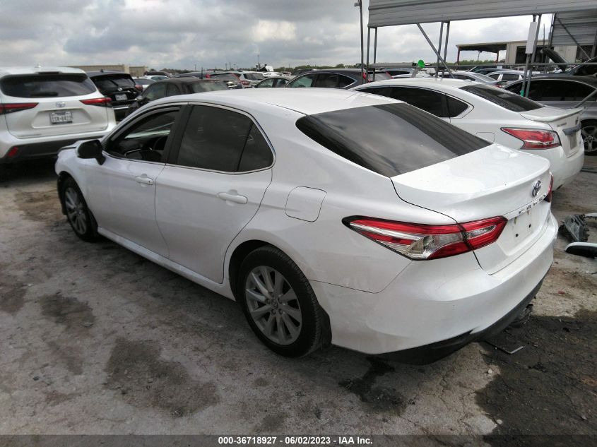 2018 TOYOTA CAMRY LE - 4T1B11HK7JU667803