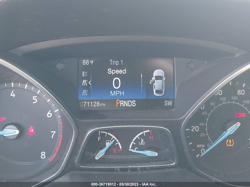 VIN 1FADP3FE9HL307670 2017 FORD FOCUS SE