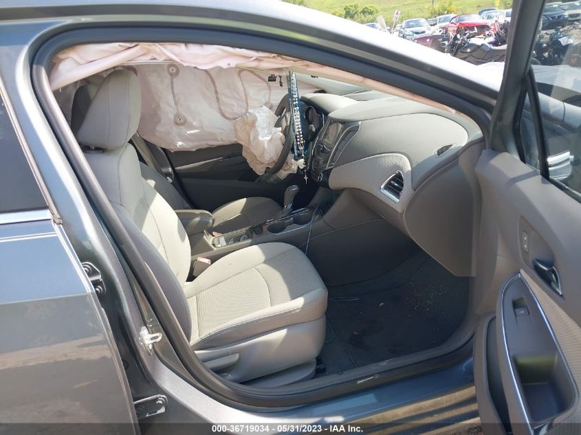 2018 CHEVROLET CRUZE LT - 1G1BE5SM5J7137105