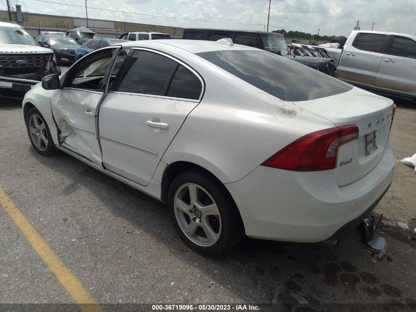 2013 VOLVO S60 T5 - YV1612FH2D2229106