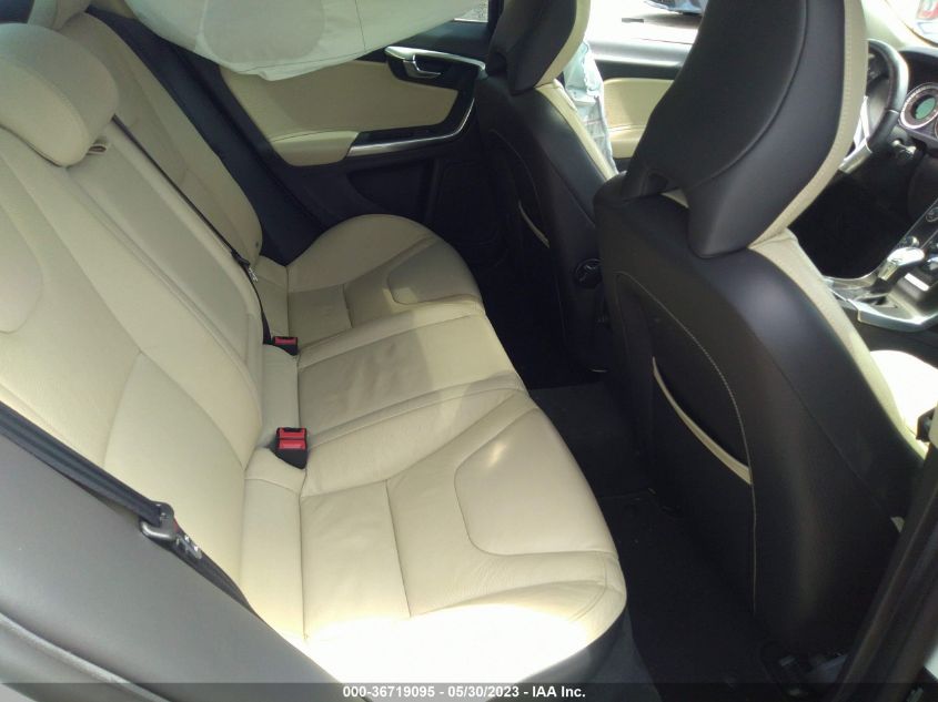 2013 VOLVO S60 T5 - YV1612FH2D2229106