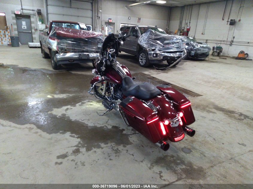2014 HARLEY-DAVIDSON FLHXS STREET GLIDE SPECIAL - 1HD1KRM14EB668576