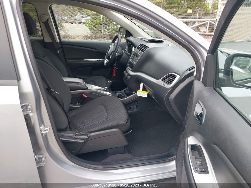 VIN 3C4PDCAB3JT506849 2018 DODGE JOURNEY SE