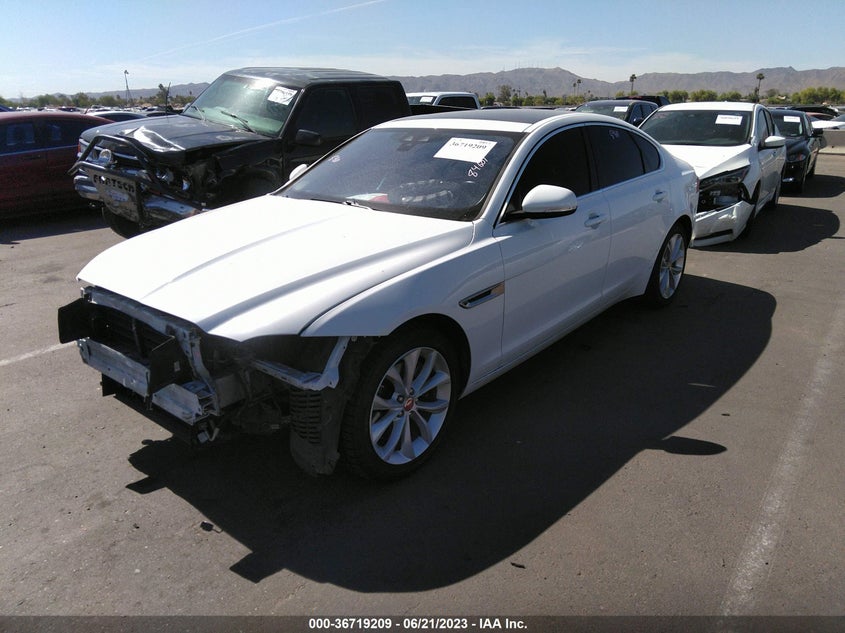 VIN SAJBD4BN5HCY36508 2017 JAGUAR XF PREMIUM