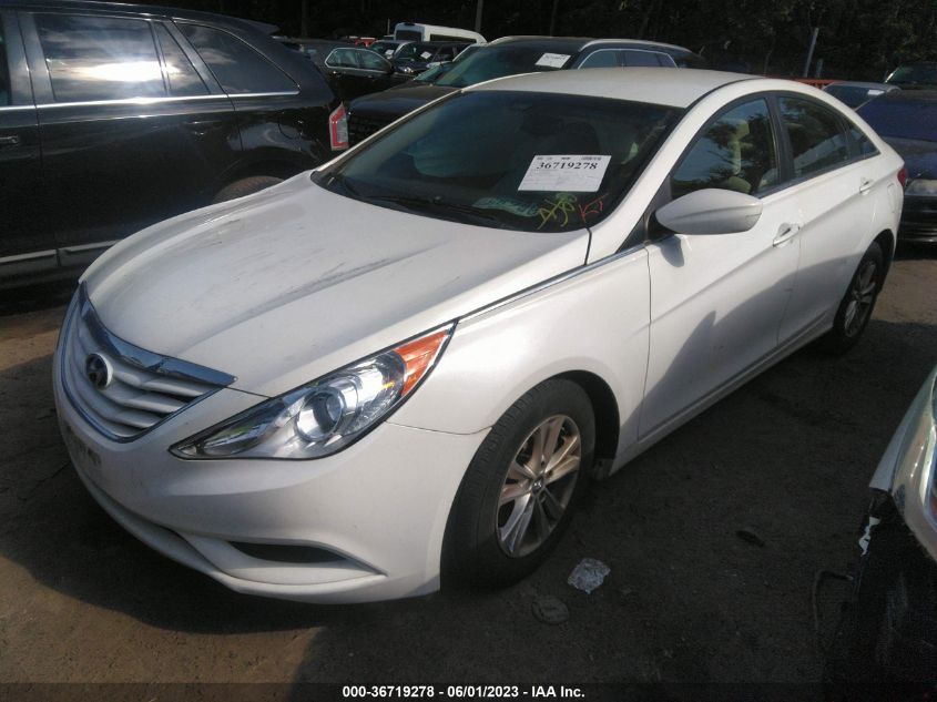 2013 HYUNDAI SONATA GLS - 5NPEB4AC3DH709692