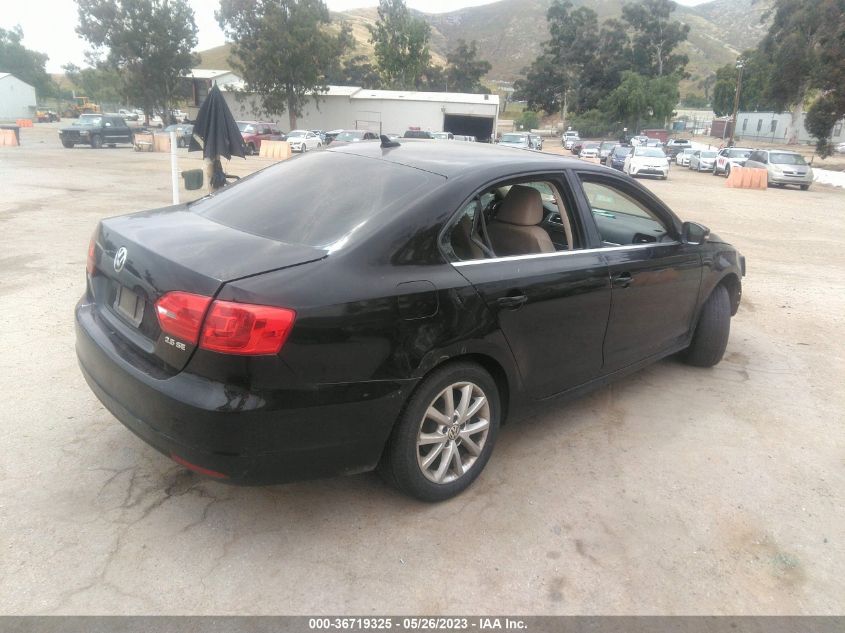 2013 VOLKSWAGEN JETTA SEDAN SE W/CONVENIENCE/SUNROOF - 3VWDP7AJ3DM375734