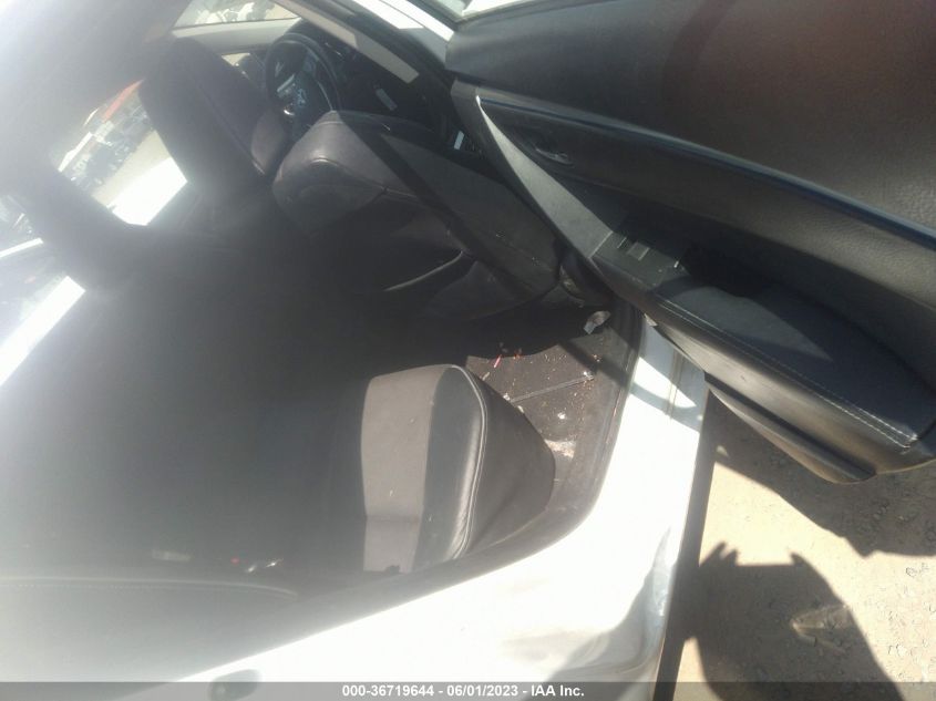 2014 TOYOTA COROLLA L/LE/S/S PLUS/LE PLUS - 5YFBURHE9EP137100