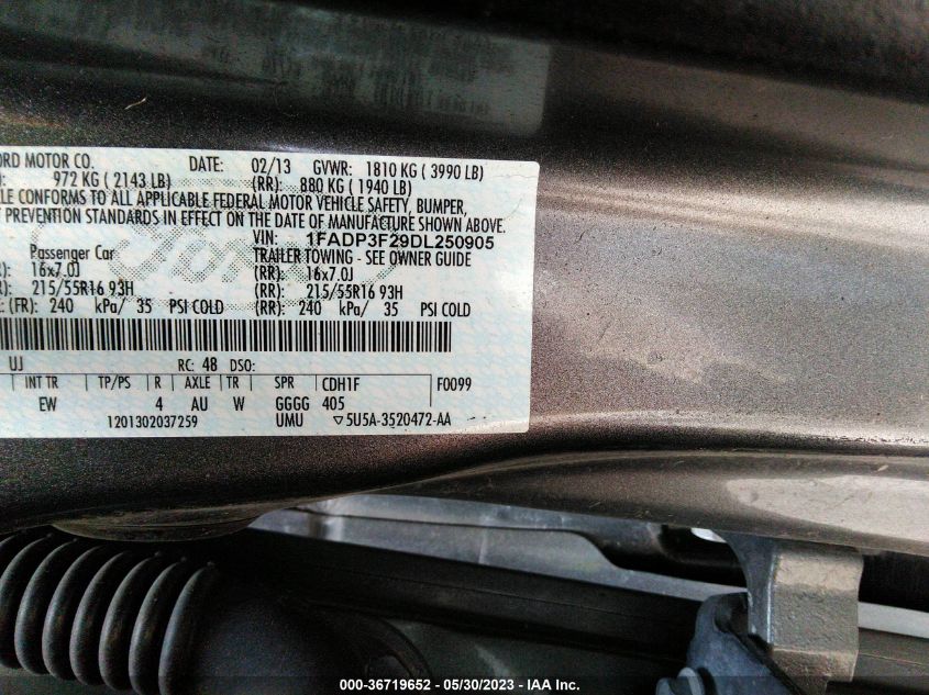 2013 FORD FOCUS SE - 1FADP3F29DL250905