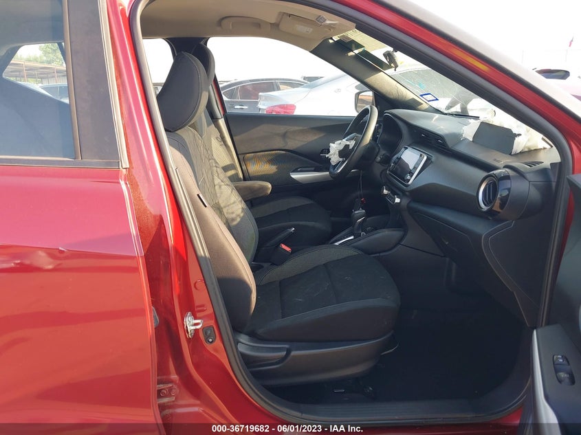 VIN 3N1CP5CU1KL545802 2019 NISSAN KICKS SV