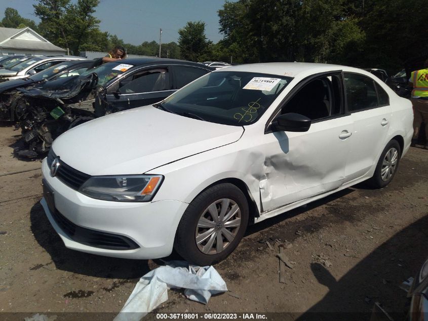 2014 VOLKSWAGEN JETTA SEDAN S - 3VW1K7AJ2EM414929