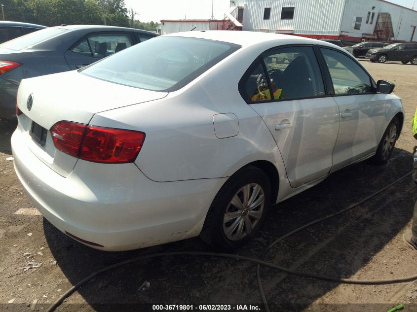 2014 VOLKSWAGEN JETTA SEDAN S - 3VW1K7AJ2EM414929