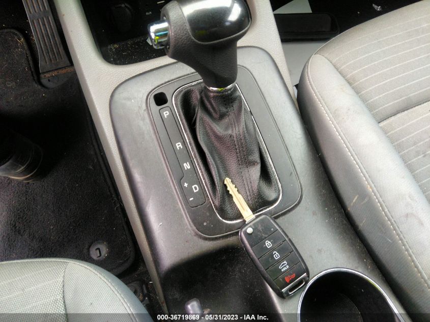 2016 KIA FORTE LX - KNAFX4A64G5549646
