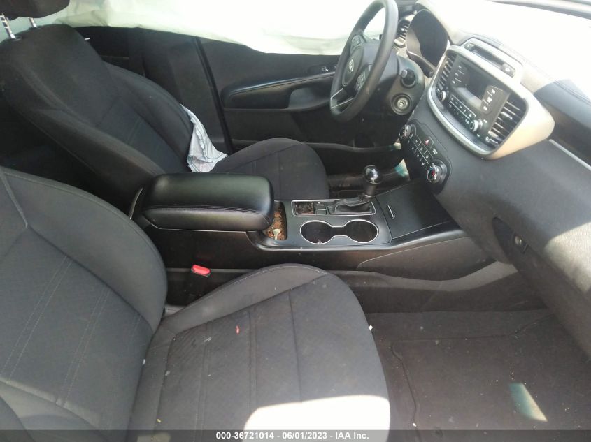 2017 KIA SORENTO L - 5XYPG4A36HG254361