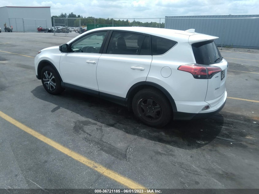 VIN 2T3ZFREVXJW447401 2018 TOYOTA RAV4 LE