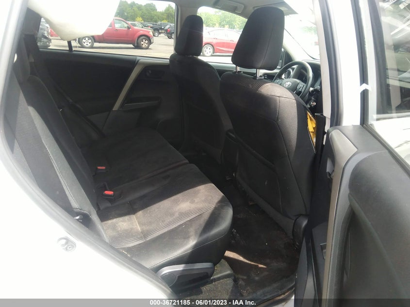 VIN 2T3ZFREVXJW447401 2018 TOYOTA RAV4 LE
