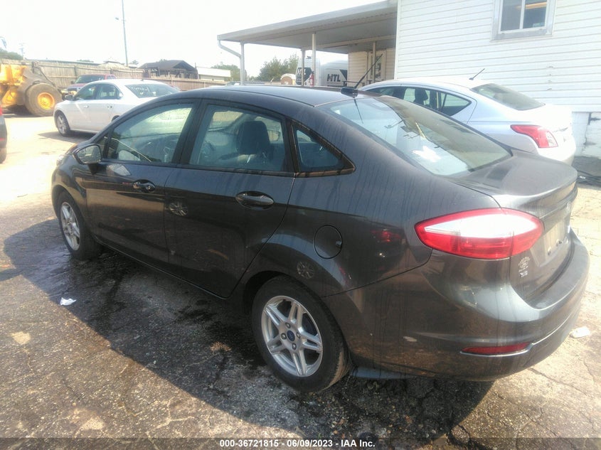 VIN 3FADP4BJ0HM101953 2017 FORD FIESTA SE