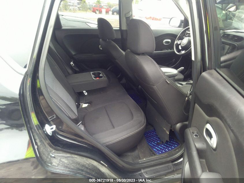 2018 KIA SOUL + - KNDJP3A52J7510323
