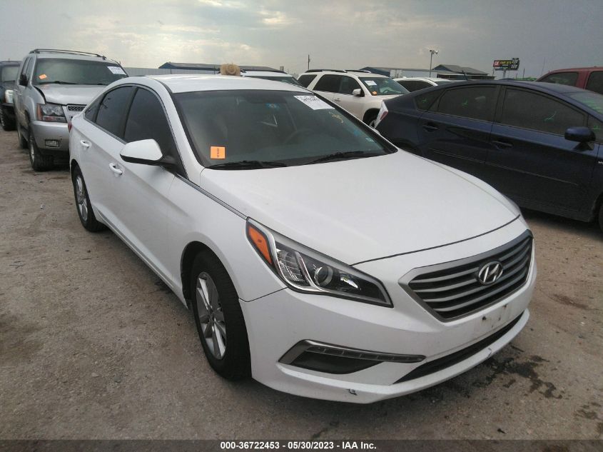 2015 HYUNDAI SONATA 2.4L SE - 5NPE24AF4FH200756