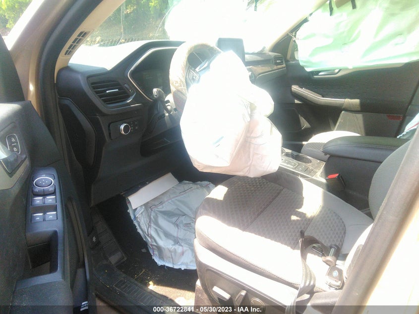 VIN 1FMCU9G67LUC69573 2020 FORD ESCAPE SE
