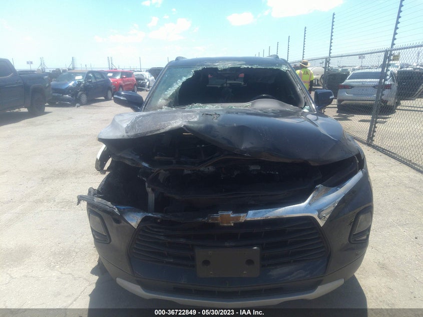 VIN 3GNKBBRA7LS640401 2020 CHEVROLET BLAZER LT
